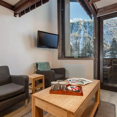 Residence Grand Roc - Campanules 114 - Happy Rentals Apartment Chamonix