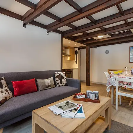 Apartment Grand Roc C114 From Slopes 280m, View, Parking & Wifi - Happy
